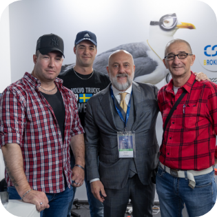 Gruppo di maschere 79