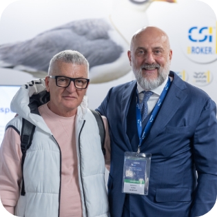 Gruppo di maschere 83